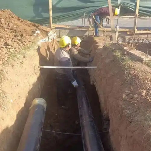 路南过公路拉管